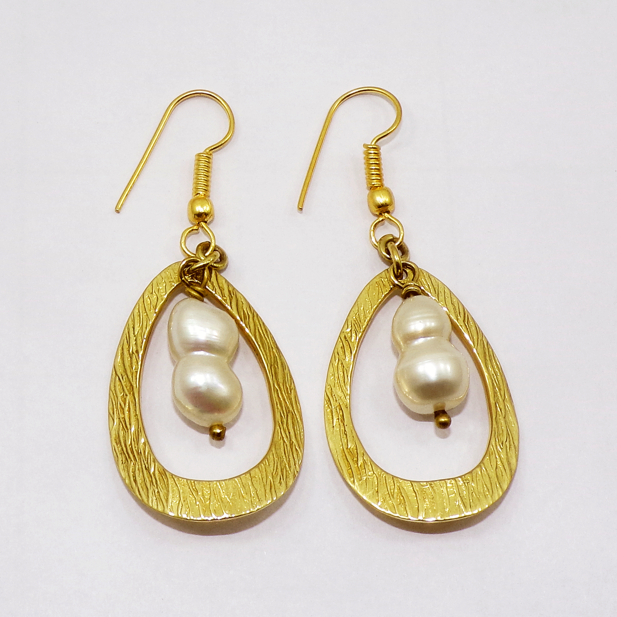 Fabulous Pearl Earring V - JBE999 Pearl Gemstone With 18ct Gold Plating & Matti Finished Earring